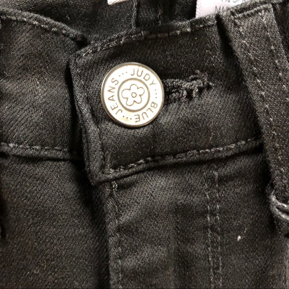 🖤JUDY BLUE Black Jeans - Picture 1 of 8